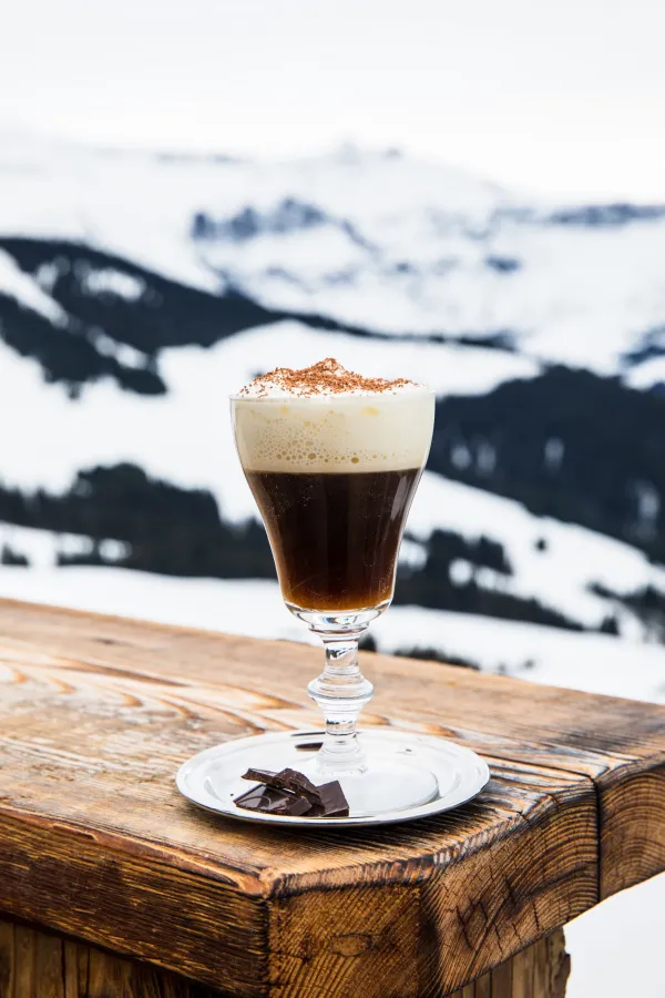 café
