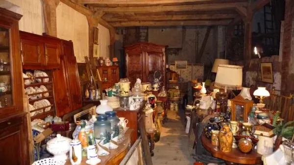 A la Poussière d'Or - Antiquités