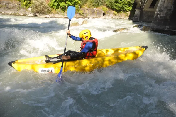 Airboat sur l'Arve, une nouvelle façon de pagayer avec Ecolorado Rafting