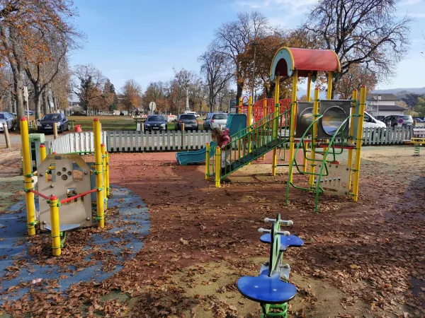 Aire de jeux de la Place de Crête
