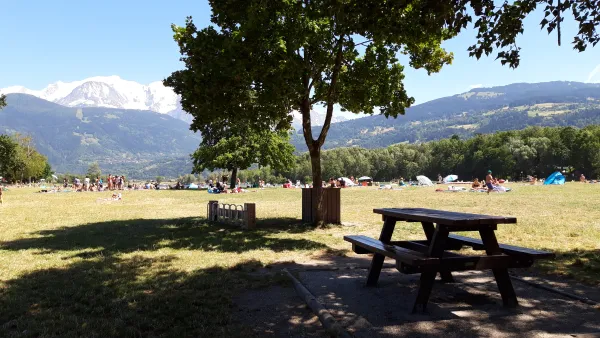 Aire de Pique-nique Lac de Passy