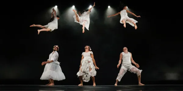 Cirque • danse • pour les enfants : "Orphées"