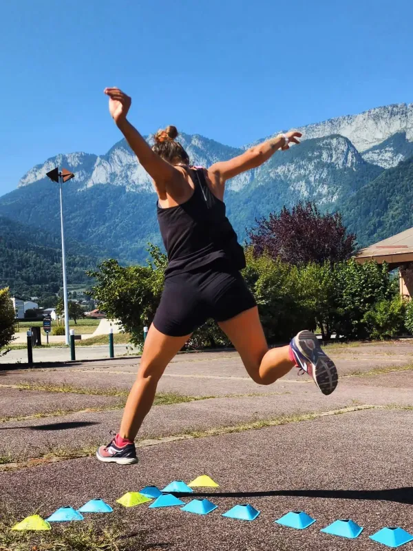 Coaching sportif en groupe à l'extérieur