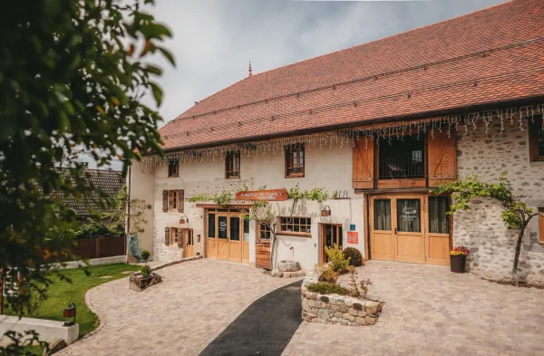 Auberge de Charly et ses filles