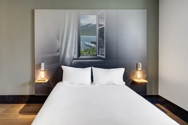 B&B