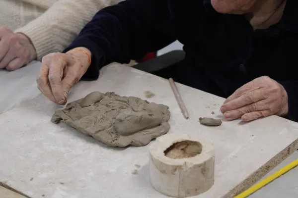 Double restitution d'ateliers artistiques lors d'un week-end intergénérationnel