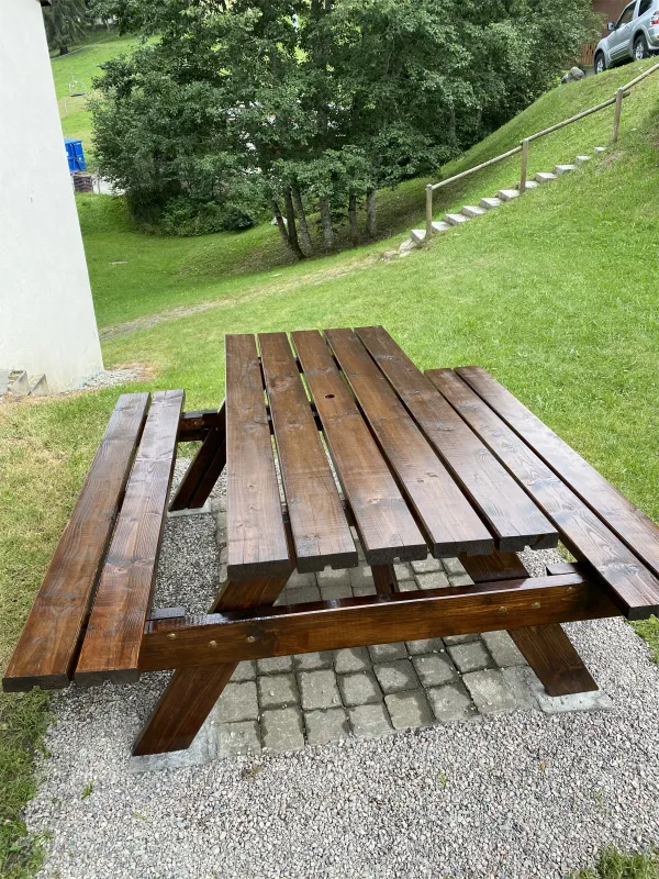 TABLE PIQUE NIQUE