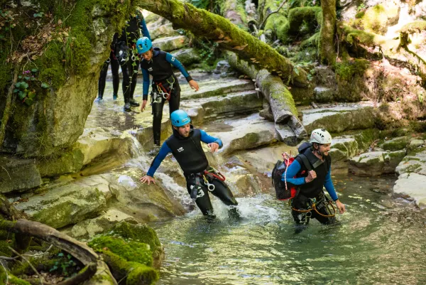 Canyoning : parcours familial à Frontenex par Monté Médio