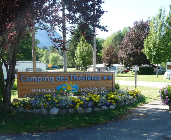 Camping Les Thézières