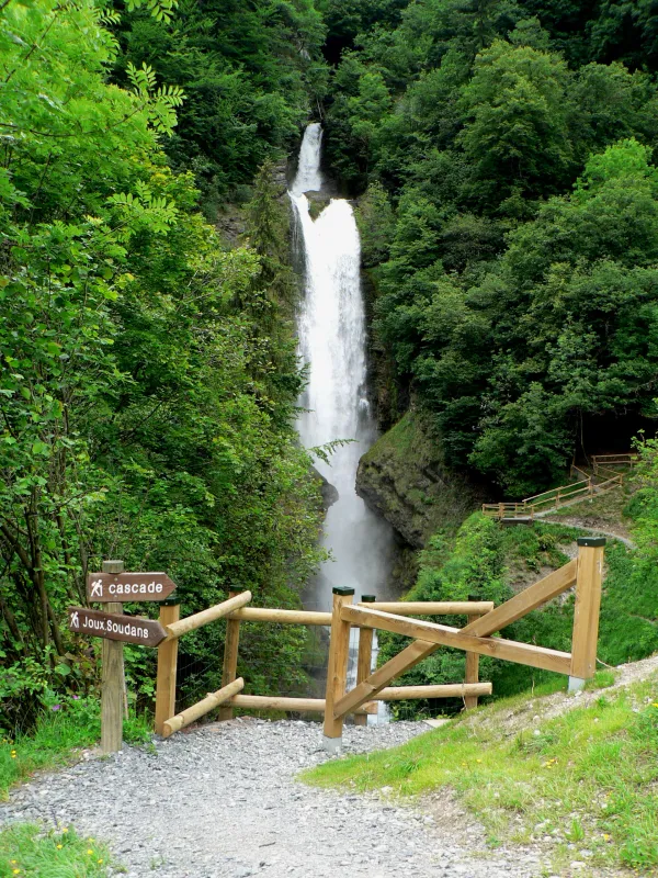 Cascade de Cœur à Chedde