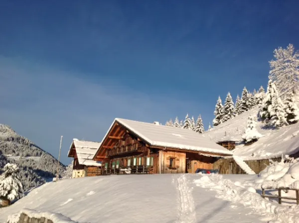 Chalet - 210m² - 8 chambres - Robert Ghislaine