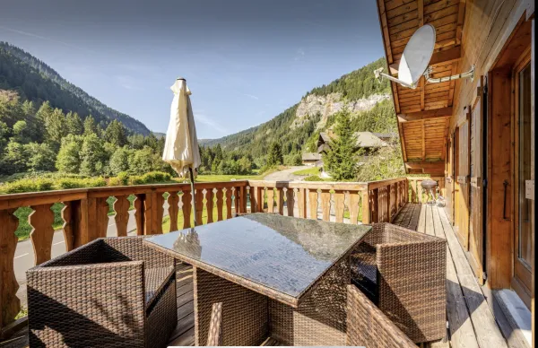 Terrasse ensoleillée