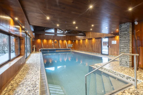 Piscine_Hôtel Macchi_Châtel