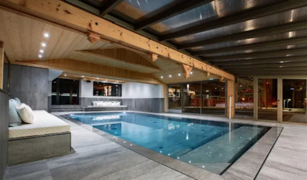 Piscine Hôtel Névé Morzine