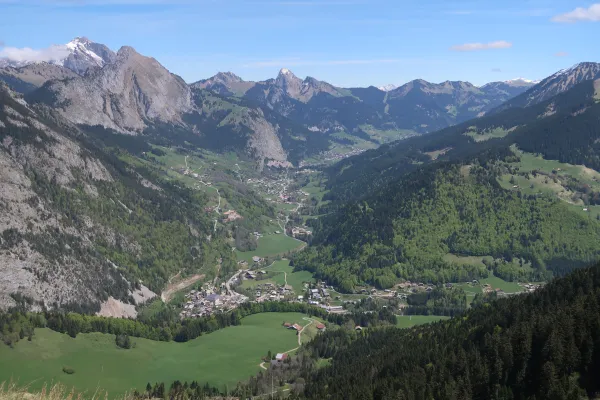 Itinéraire pédestre : La Pointe des Follys