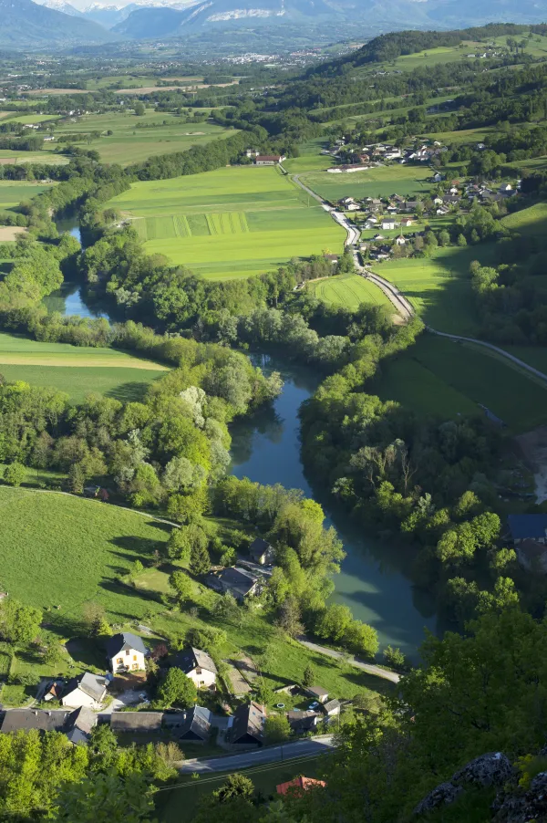 Vue sur le Fier, depuis la Croix de Chavanne à Val-de-Fier