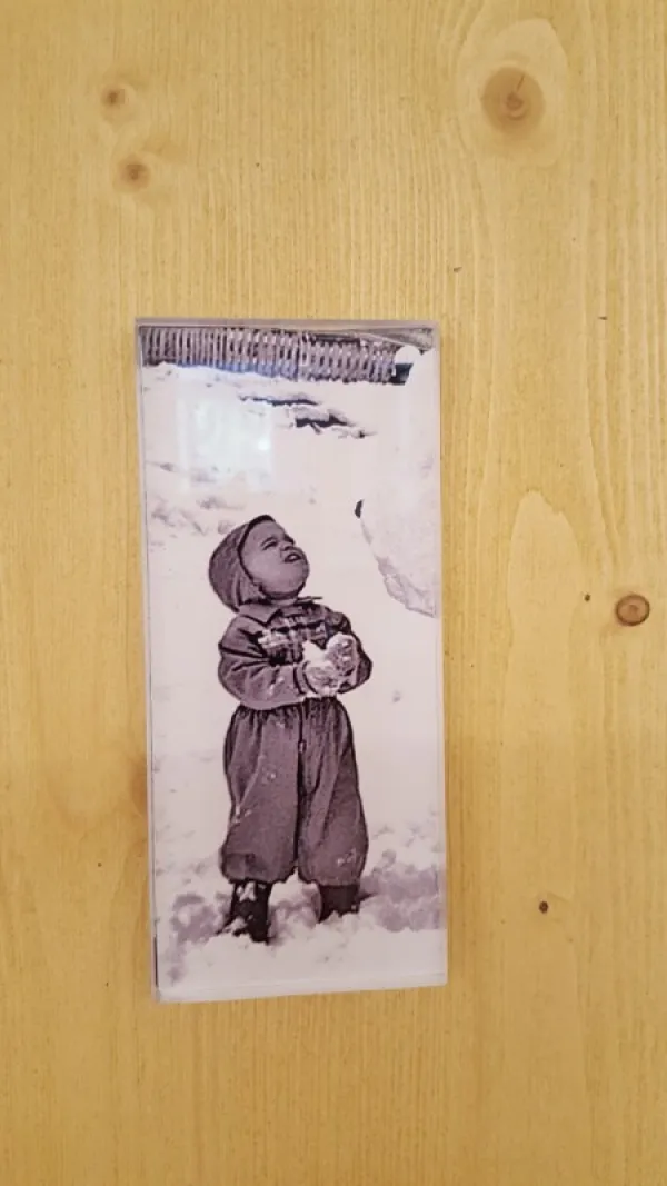 Coin change bébé et toilettes enfants au village