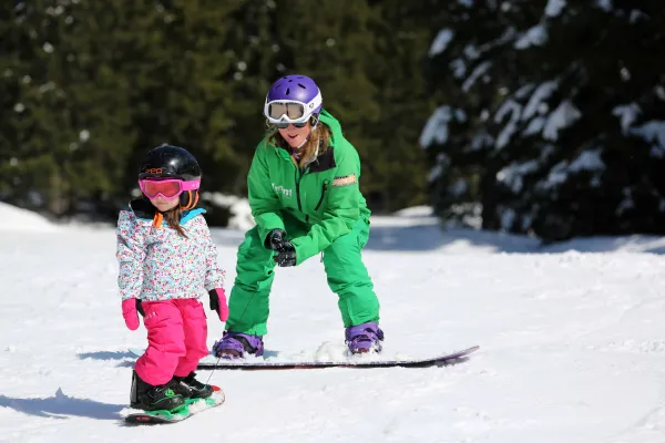 Cours collectif de snowboard