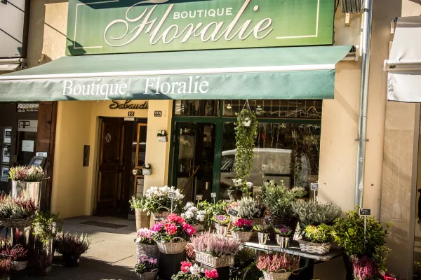 La Bouquetière