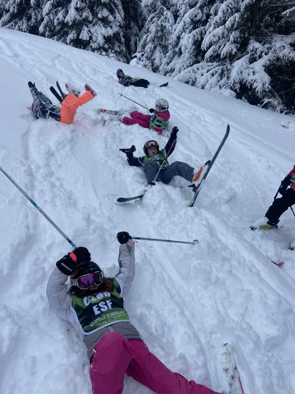 Cours de ski alpin enfant