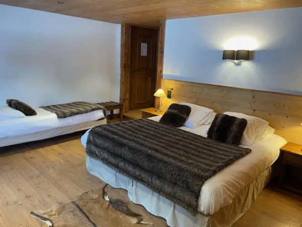 Hôtel Les Chalets de la Serraz