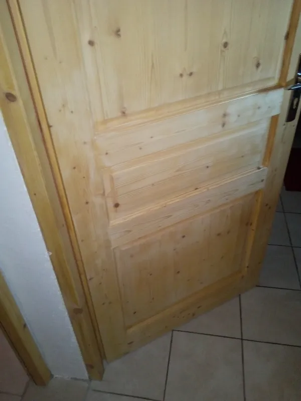 Porte de salle de bain
