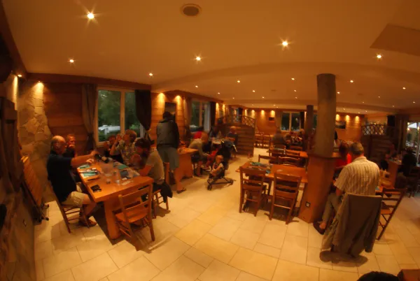 Lathuile Restaurant camping Les Fontaines