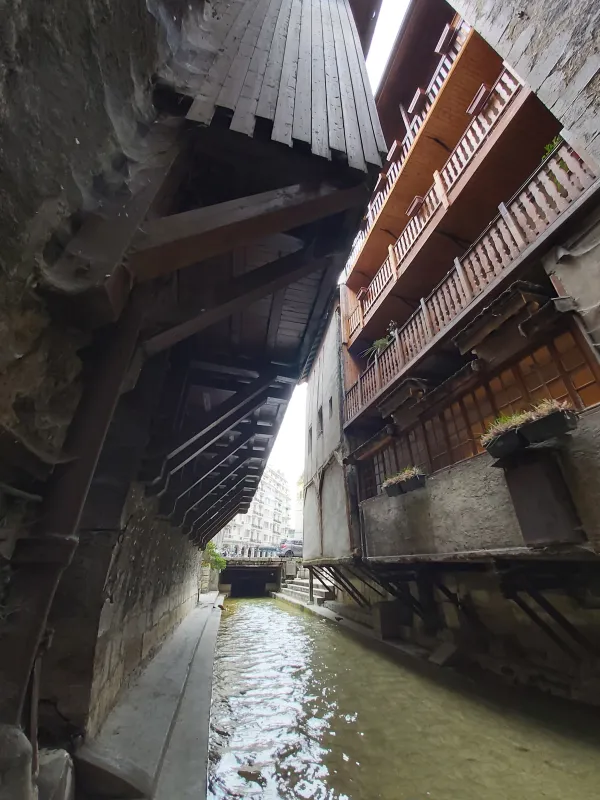 Les passages insolites de la vieille Nessy