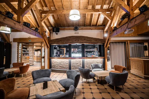 Bar et salons