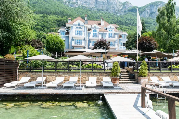 Hôtel La Maison Bleue par Yoann Conte