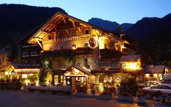 Façade extérieure nuit