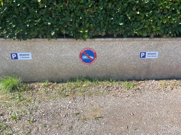 Espace stationnement