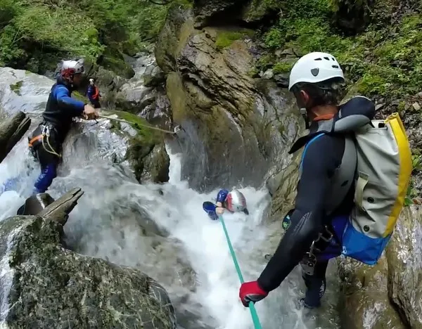 Initiation canyoning