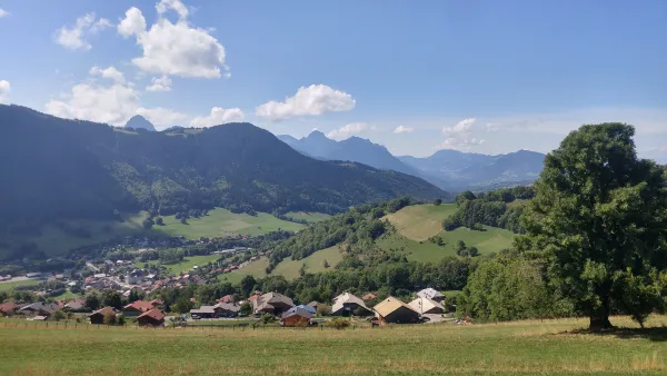 Itinéraire pédestre : Tour du Mont Bénand depuis la Chapelle de La Beunaz