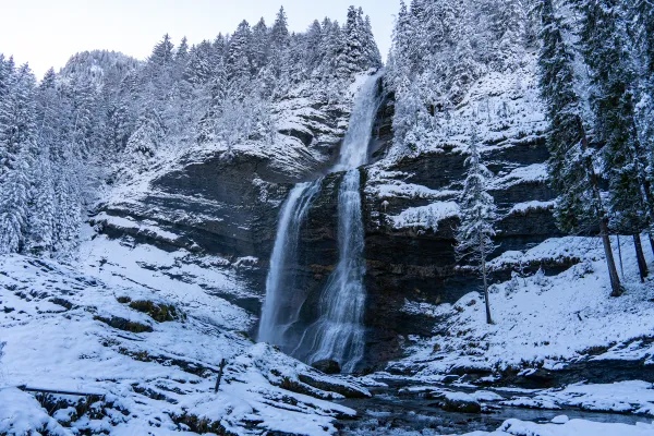Itinéraire raquettes : Cascade du Rouget